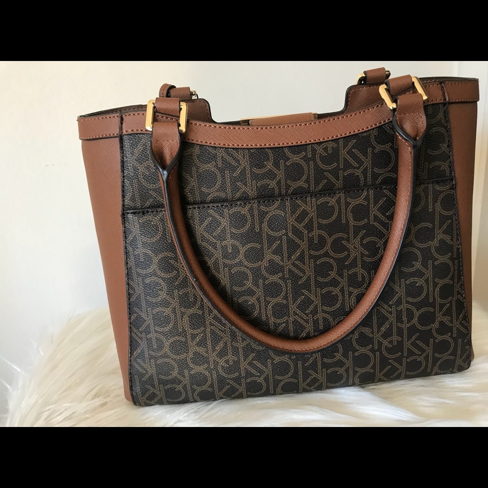 Calvin Klein handbag - Picture 3 of 4